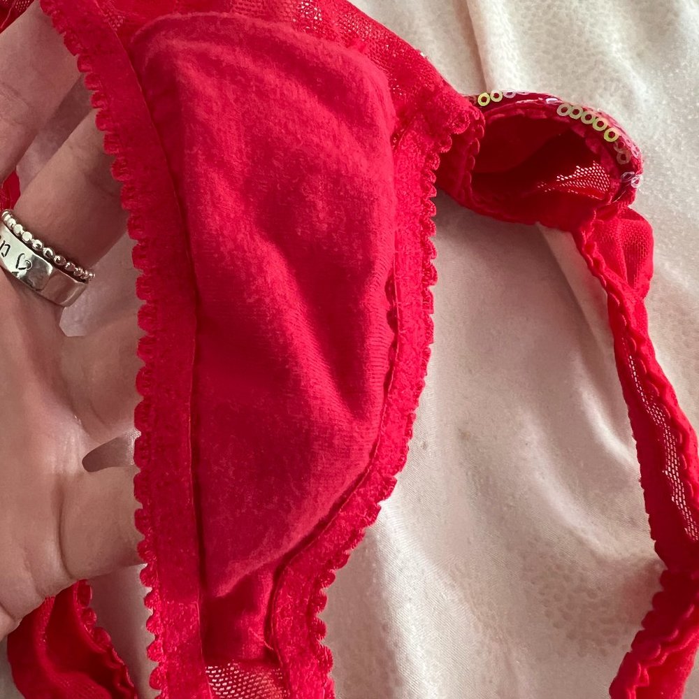 Victoria's Secret red sequin shimmer bow mesh thong panties underwear size small - Picture 7 of 9
